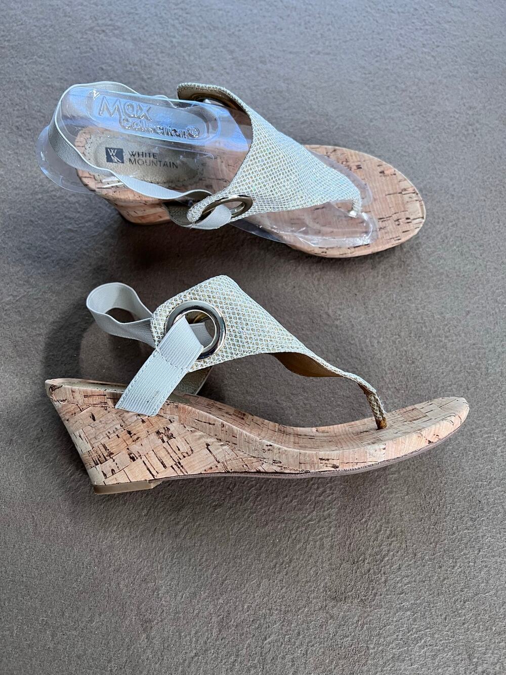 White Mountain Gold Shimmer  Cork Wedge Thong Sandal Women's Size 8
